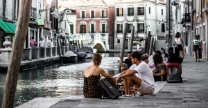 Difendere Venezia? Ci pensano le turiste francesi